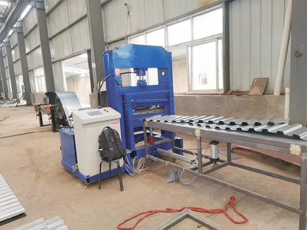 CNC Semi-trailer Corrugated Board Forming Machine